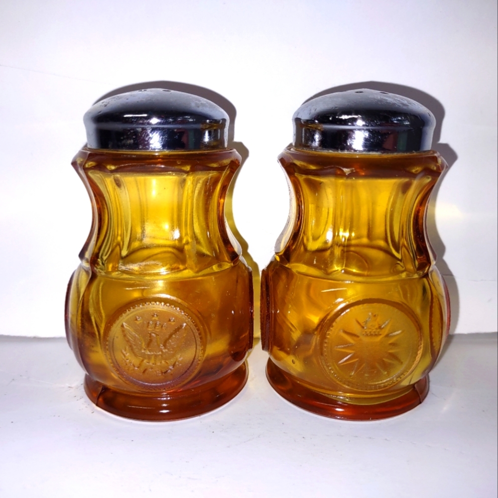 Vintage Amber Indiana glass - 2 PC. salt/pepper